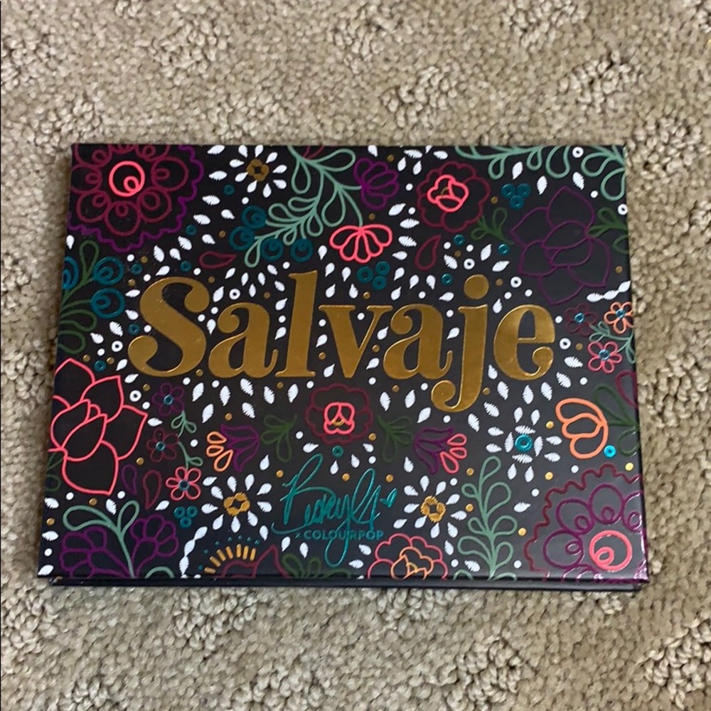 Colourpop Eyeshadow Palette